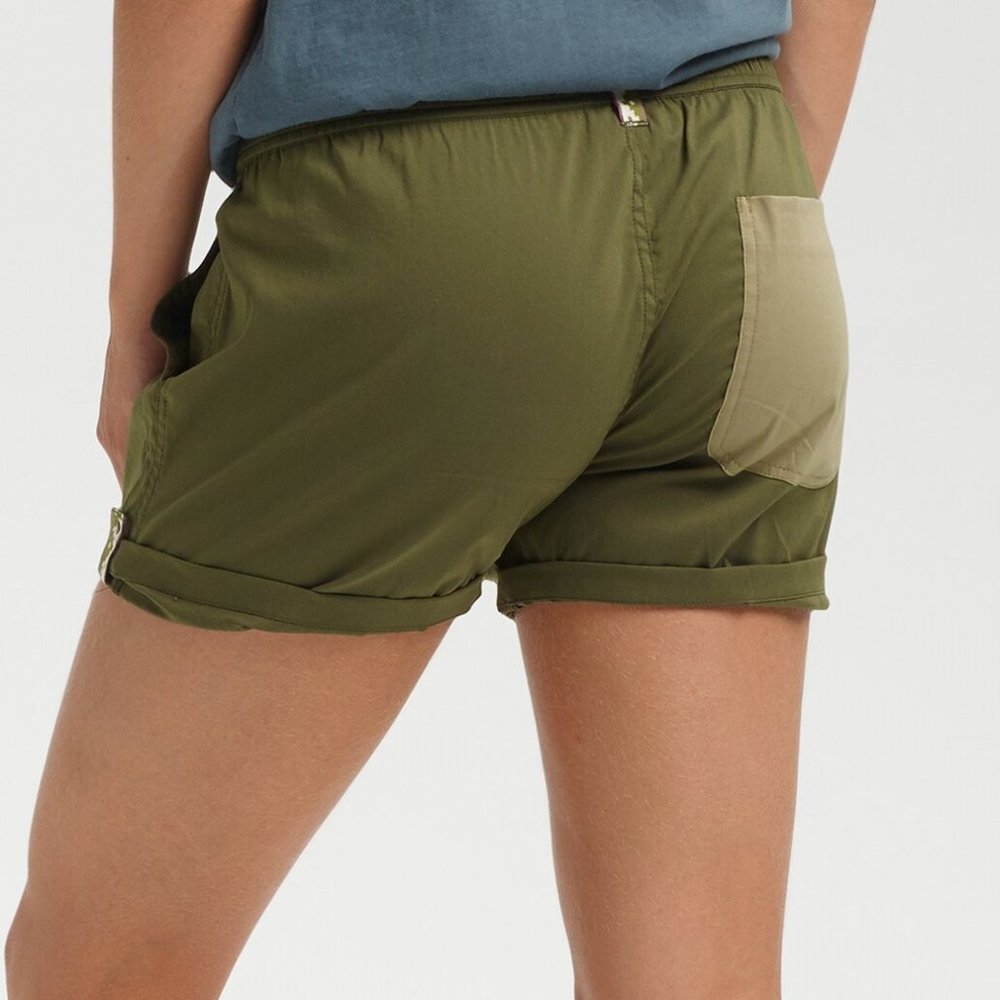 NWOT Burton Durbable Goods WB Joy Shorts Green - Picture 3 of 12